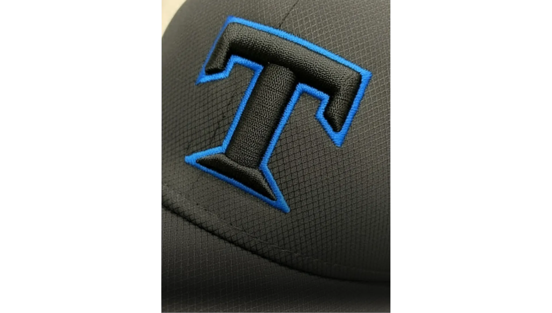 Flat stitch plus 3D puff combination method