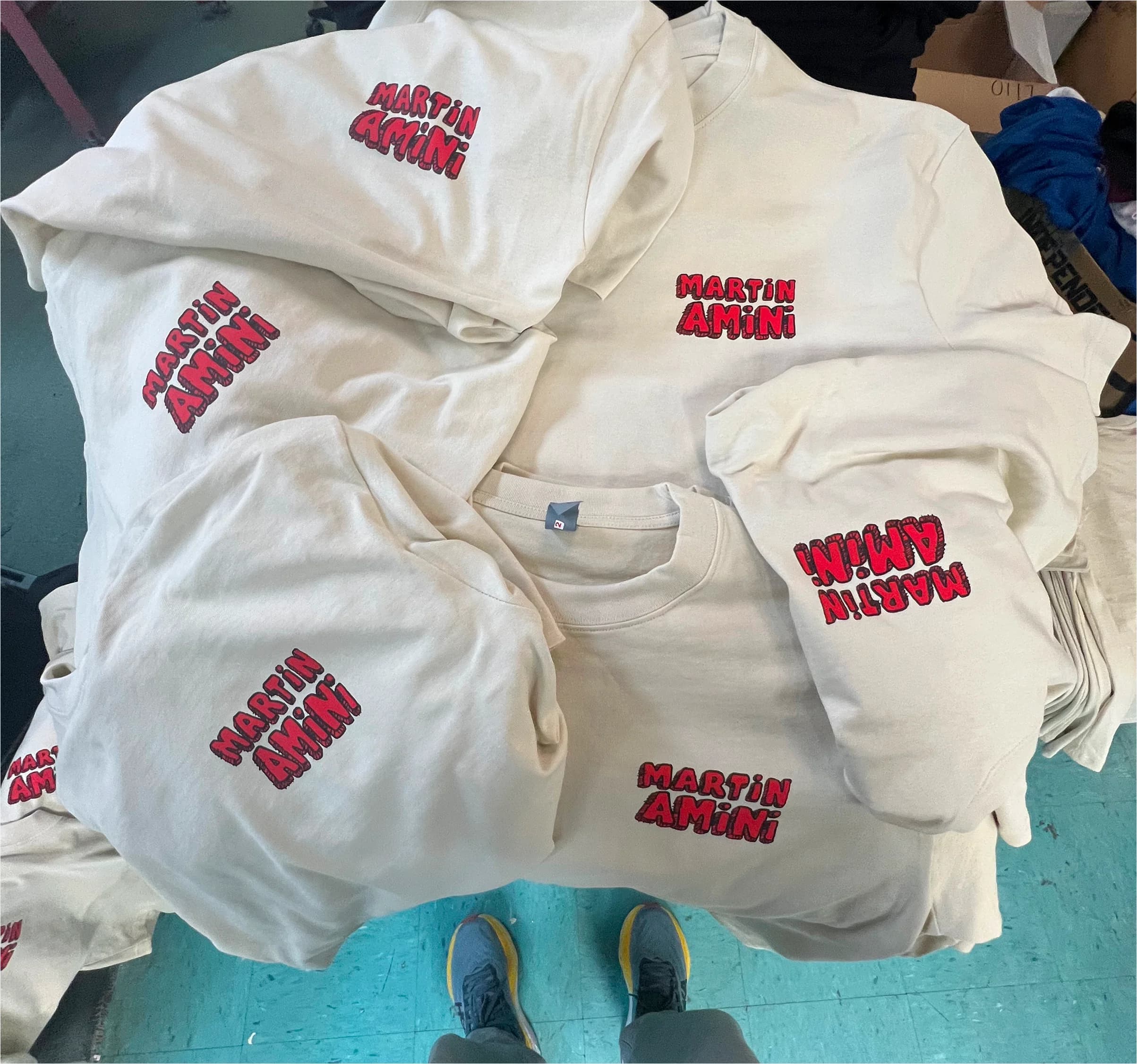 Bulk custom t-shirt printing order